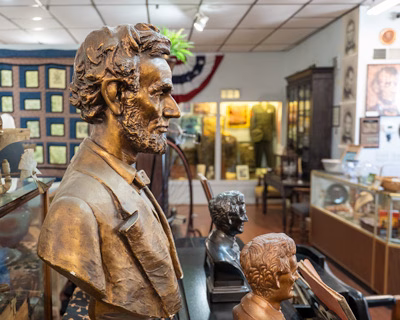 Lincoln Pioneer Village & Museum